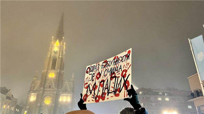 Ulazak planete u 2025: U Srbiji protesti, širom sveta vatromet, u Brazilu kupanje 9 Novi Sad