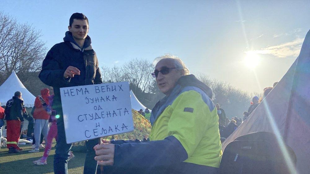 Studenti iz Čortanovaca nastavili put ka Novom Sadu, biciklisti stigli do Inđije 10 studenti