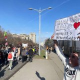 Kolektiv Vazduhoplovne akademije tvrdi da su nepoznate osobe upale u tu školu 4