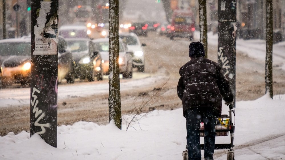 Otkazano više od 100 letova: Sneg i led okovao Nemačku 1