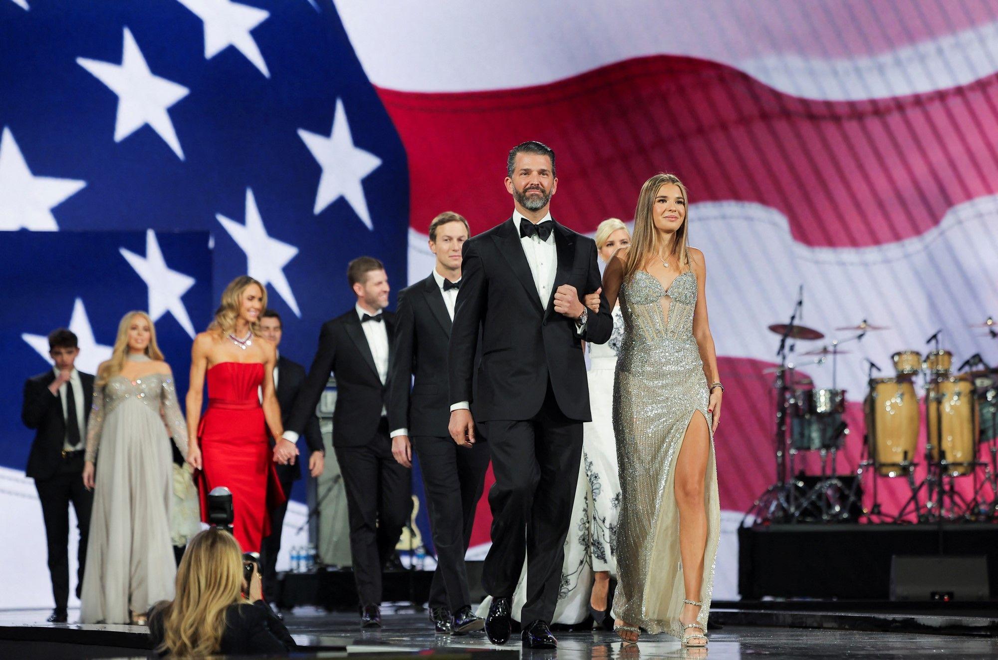 Pobednički ples Melanije i Donalda Trampa - u fotografijama 10 trampova porodica