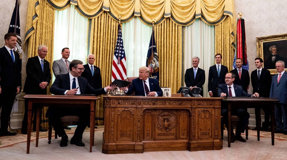 Trampov plan rešenja za Srbiju i Kosovo sa promenom granica mogao bi da se vrati na sto, tvrdi novinar iz Albanije