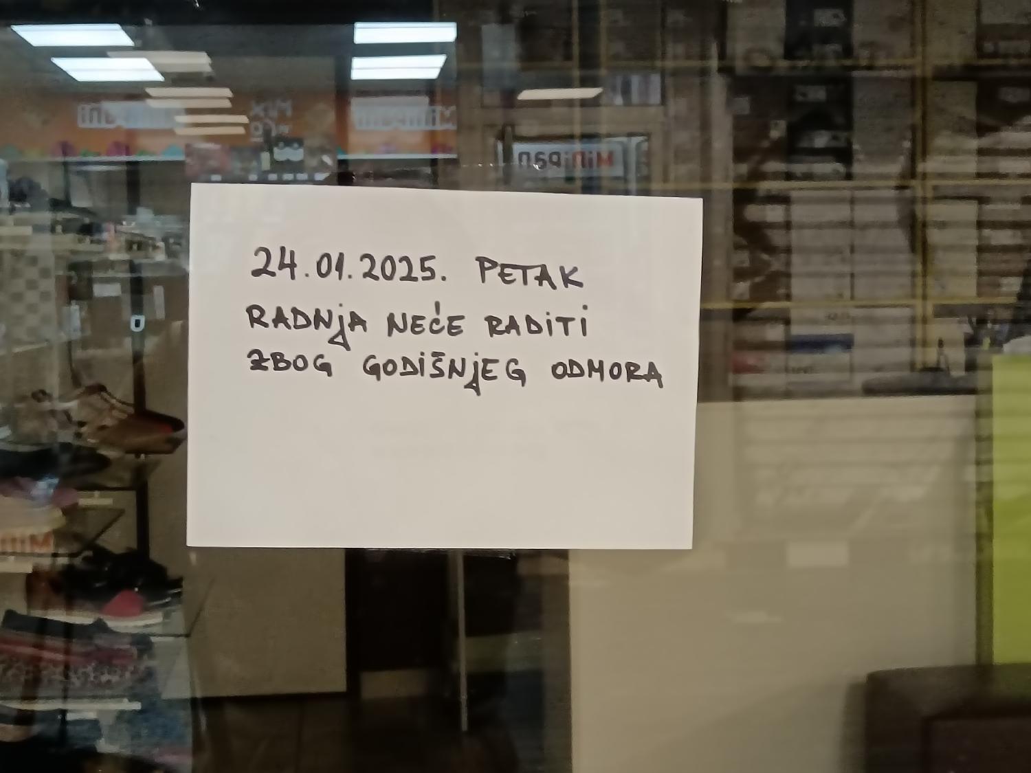Buran dan u Srbiji: Protesti, blokade, obustava rada, Vučićev miting 3 štrajk