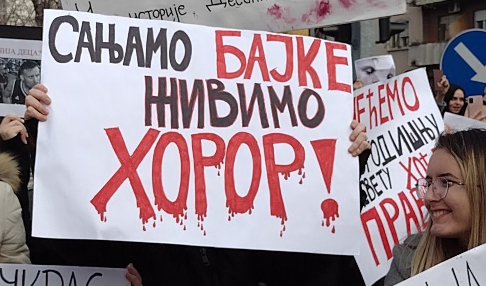 Svi u blokade: Kragujevački studenti pozvali sugrađane da im se priključe u protestnoj šetnji i blokadi raskrsnice kod Zastavinog solitera 1