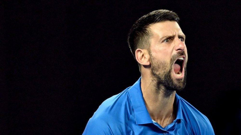 Đoković objasnio zašto nije dao intervju na terenu: Ismevaju srpske navijače i vređaju mene 1