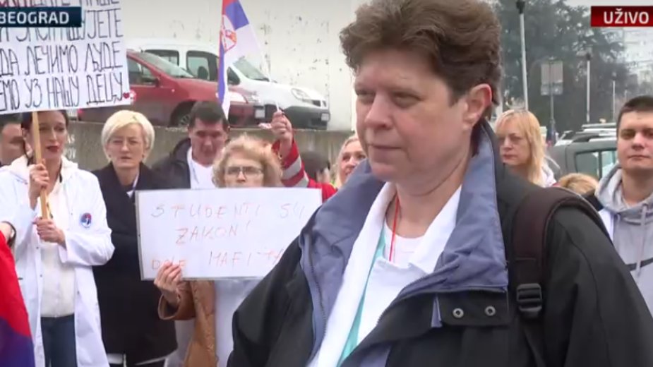 I zdravstveni radnici u protestu: "Za stanje nacije je dobro da se podigne glava i ispravi kičma" (FOTO; VIDEO) 1