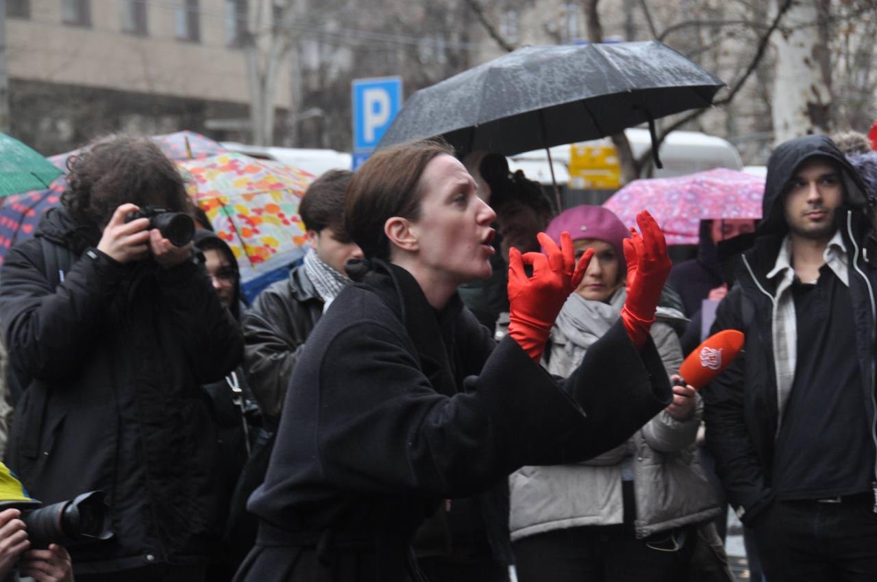Performans Hor mumlača: Iz te tišine, svaki glas traži svoju snagu (FOTO, VIDEO) 2