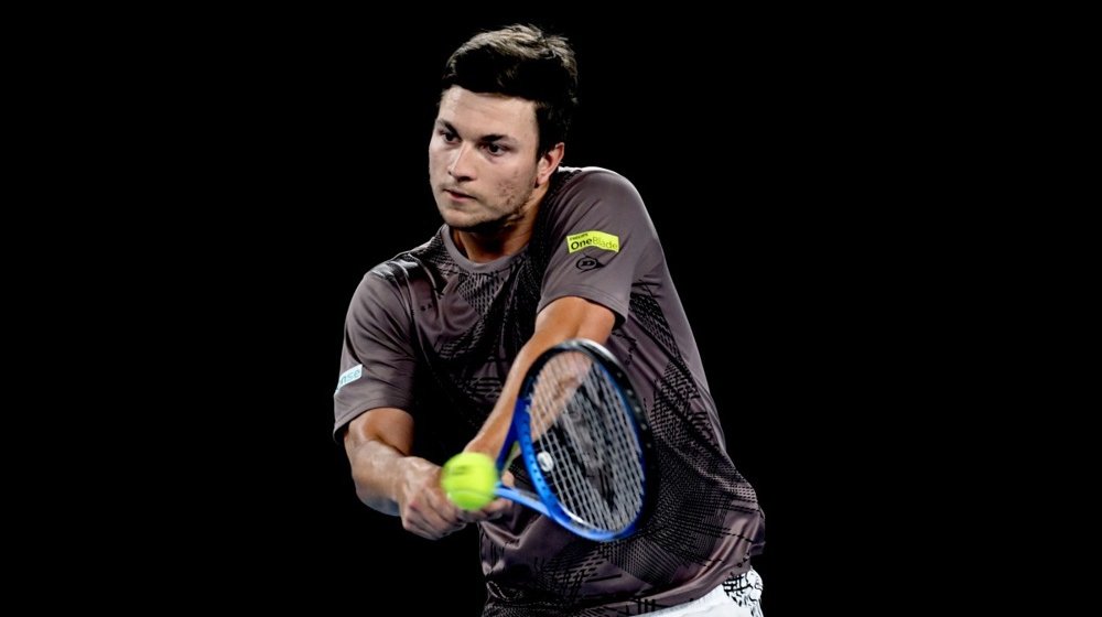 Kecmanović na korak do pobede, Rune igra sa povredom noge (VIDEO) 1