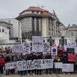Gazite, ja i sada držim čas: Završen protest prosvetnih radnika u Kragujevcu 3