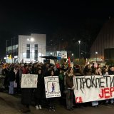 Građani Smedereva protestovali dok je Vučić držao govor u hali 5