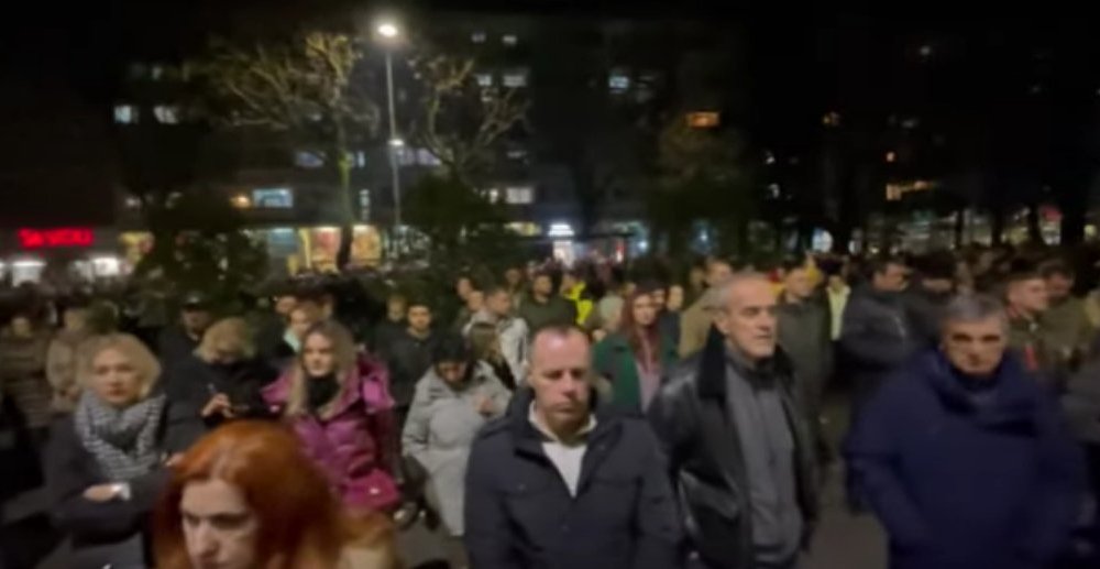 Treći protest studenata i građana u Crnoj Gori: Premijeru Spajiću rok do 1. februara (VIDEO) 1