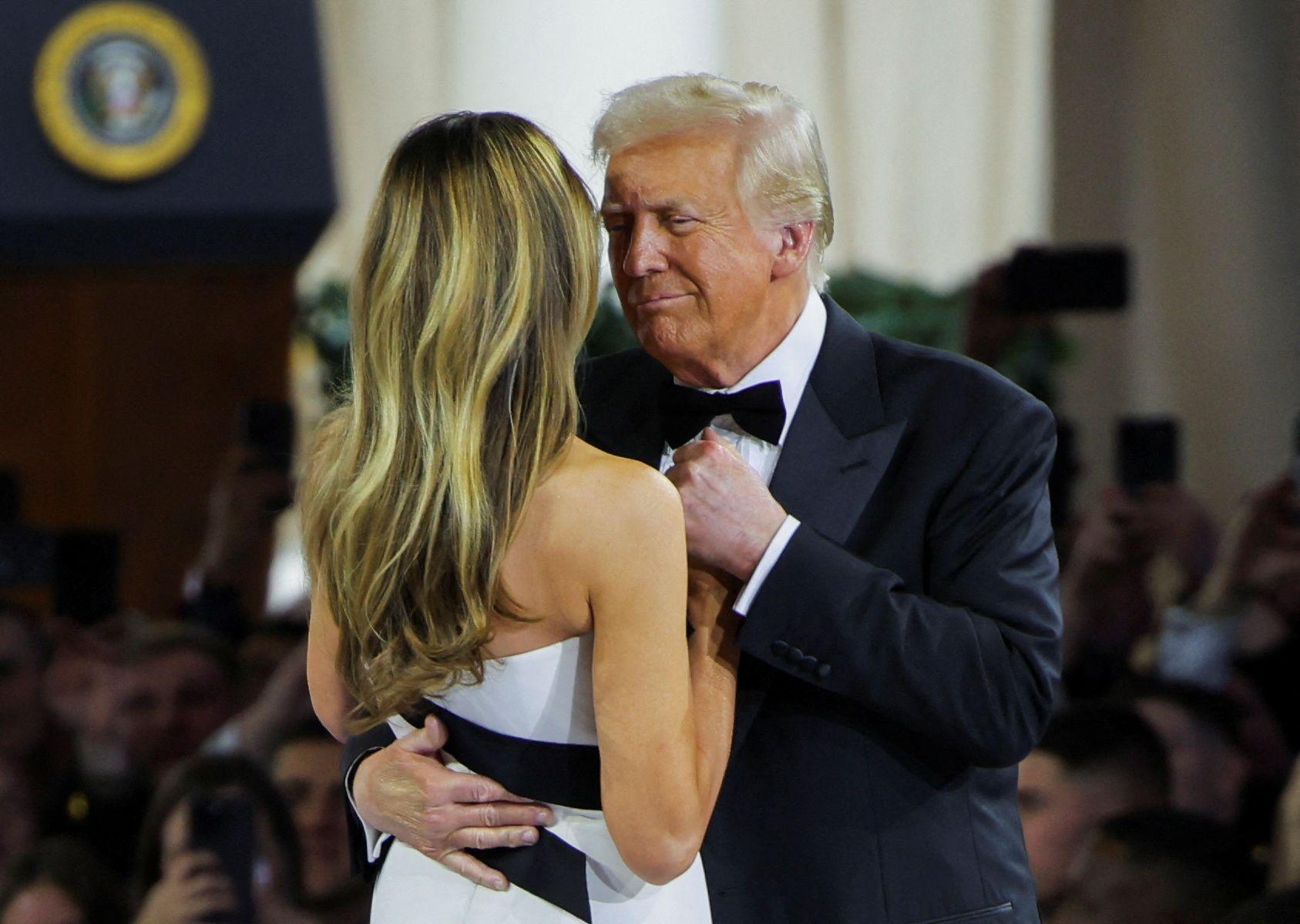 Pobednički ples Melanije i Donalda Trampa - u fotografijama 6 tramp i melanija