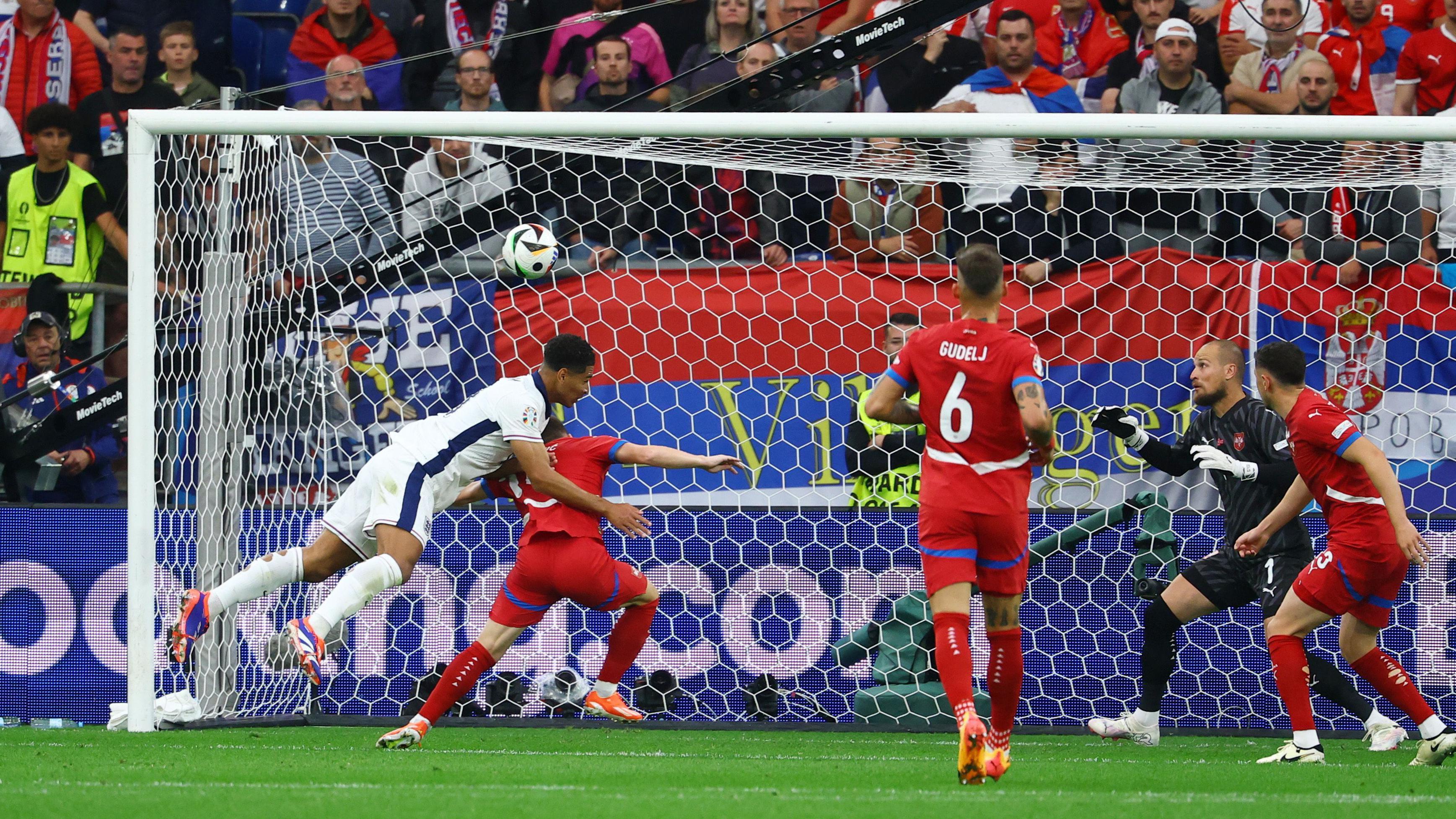 Sportski pregled: Čega ćemo se sećati iz 2024. 2 Džud Belingem postiže jedini gol na meču protiv Srbije u Gelzenkirhenu