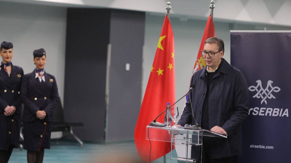 Vučić i kineski ambasador prisustvovali ispraćaju prvog direktnog leta kompanije Er Srbija za Šangaj 1