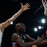 Moja deca će u “Areni” biti u dresovima Partizana: Košarkaš Pariza otkrio za koga će večeras navijati njegova porodica 4