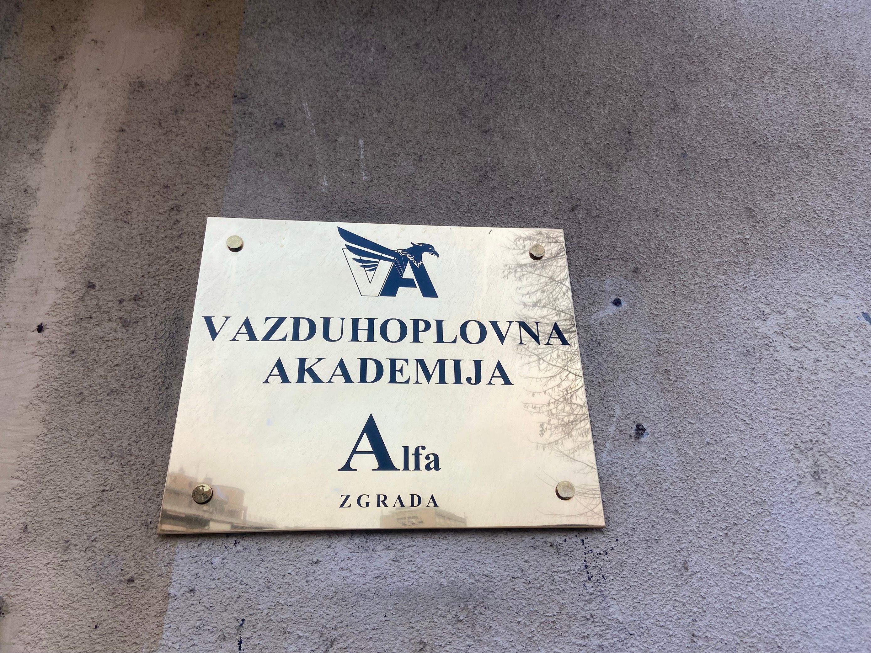 Šta se dešava u Vazduhoplovnoj akademiji u 100, 300 i 500 rеči 3 Vazduhoplovna akademija