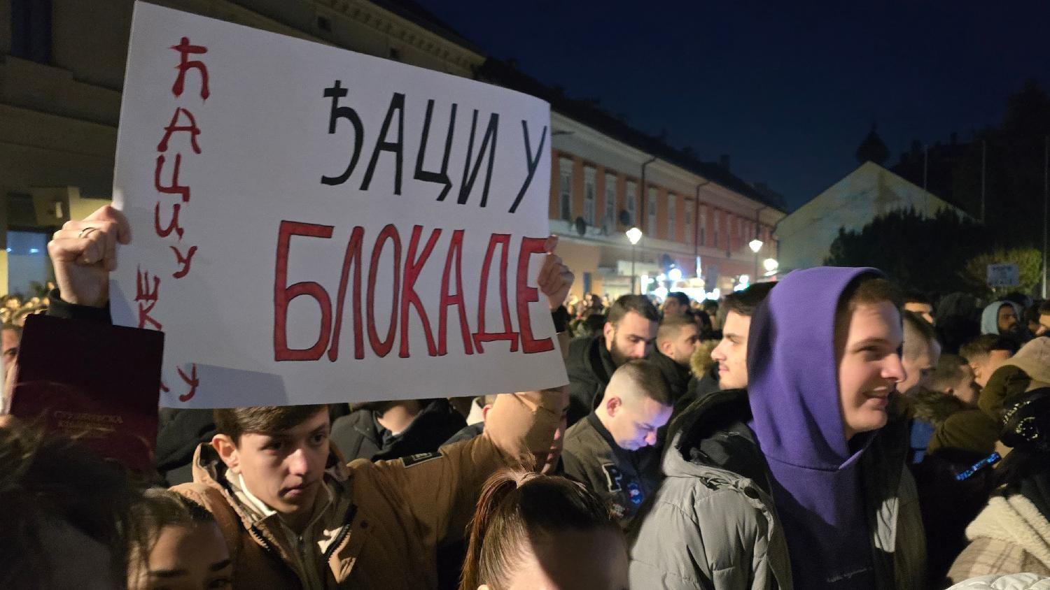 Škole u Srbiji: Da li moratorijum na štrajk vraća učenike u klupe 3 đaci, škole