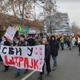 'Školski čas u zadnji čas': Protesti srednjoškolaca i studenata širom Srbije 15