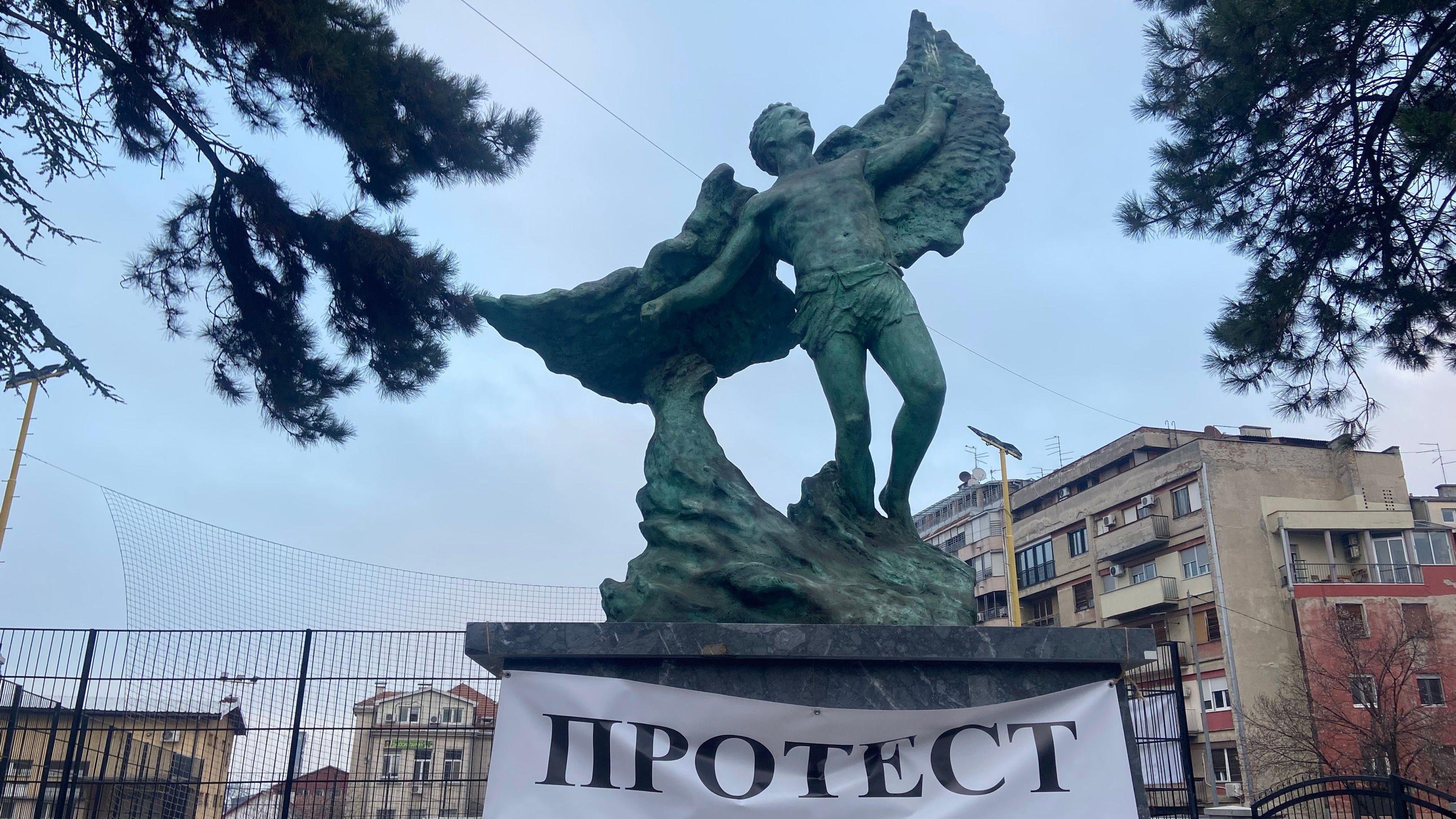 Šta se dešava u Vazduhoplovnoj akademiji u 100, 300 i 500 rеči 1 Vazduhoplovna akademija