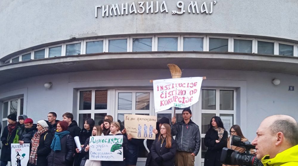 Manji broj škola u Nišu potpuno obustavio rad: Podaci nepotpuni, odlučuje se i sutra 1