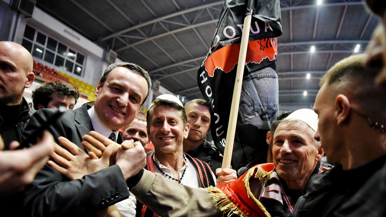 Kurti i zastava Velka Albanija