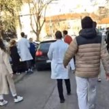 Određen pritvor vozaču zbog sumnje da je oborio dve doktorke tokom blokade u Palmotićevoj 1