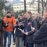 Miloš Jovanović ispred Predsedništva: Predosećam kraj Vučićevom režimu 11