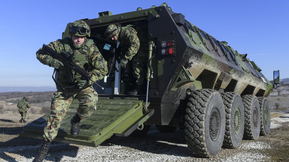 Šta je "lazar 3", vojno vozilo koje je napravilo iskorak u zaštiti pešadijskih jedinica Vojske Srbije? 1