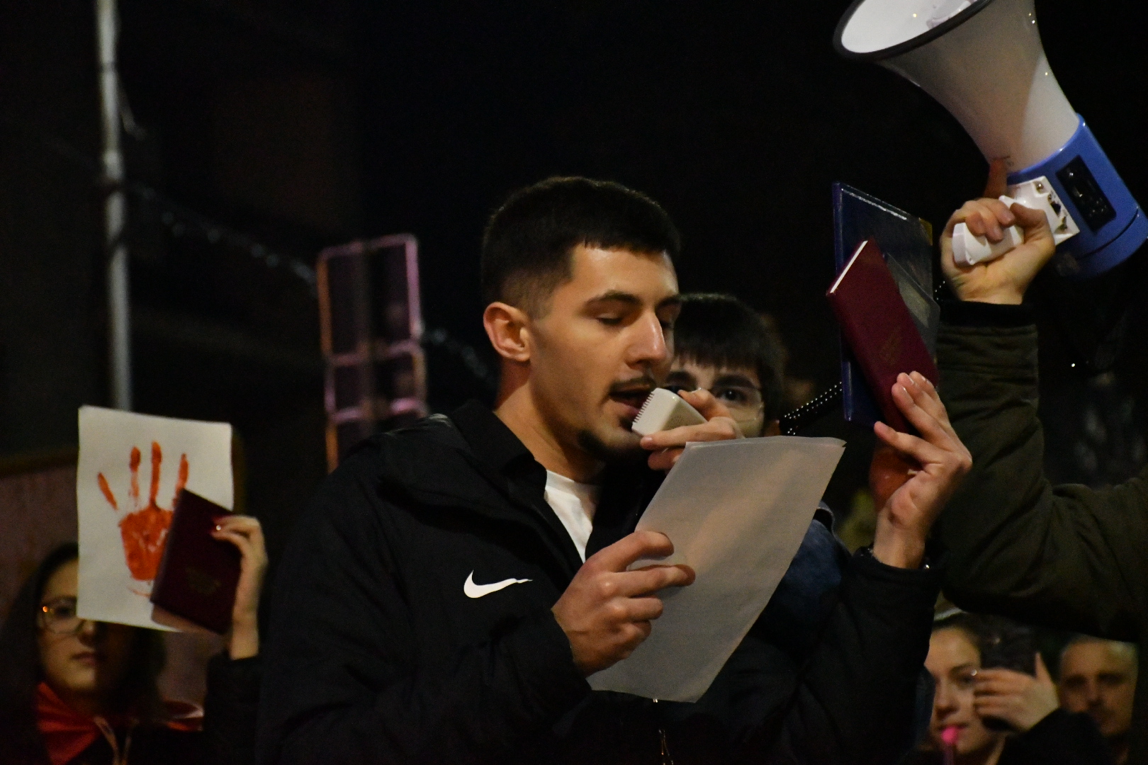 Odražan protest studenata u Pećincima, jednom od najtvrđih upozišta SNS u Vojvodini (VIDEO, FOTO) 4
