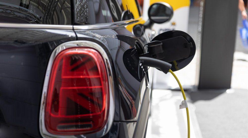 Da li je tačno da baterija vašeg elektro-auta može da snabdeva kuću energijom? 1