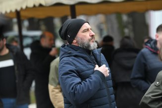 Director and screenwriter Milorad Milinkovic buried at New Cemetery in Belgrade.Reditelj i scenarista Milorad Milinkovic sahranjen je na Novom groblju u Beogradu Sahranjen Milorad Milinković: Od reditelja se oprostile kolege i prijatelji 4