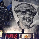 Italijani predložili novi izgled dresova reprezentacije Srbije: Silueta Siniše Mihajlovića kako izvodi slobodan udarac 4