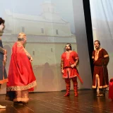 Predstava "Putovanje sa Svetim Savom" izvedena u prepunoj sali negotinskog Doma kulture 9