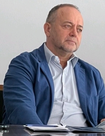 Kako sprati sa sebe gorak ukus Milorada Vučelića: Unuk Meše Selimovića, Dragan Velikić, Tihomir Brajović o bojkotu nagrade "Meša Selimović" 4