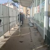 Postavljena skela ispod nadstrešnice na Tanurdžićevoj palati u Novom Sadu: Iz Zavoda tvrde da je nadstrešnica opasna po bezbednost građana 2