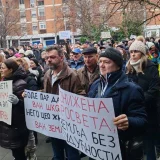 Kakva je situacija u novosadskim školama? Većina kolektiva nastavlja štrajk, učenici još jedne srednje škole u blokadi 5