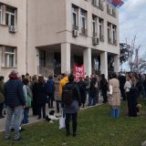 Roditelji novosadskih đaka pisali pokrajinskoj ombudsmanki: "Ili reagujte ili podnesite ostavku" 11