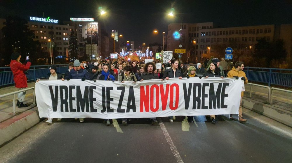 Novosadski studenti protestom i petnaestominutnom tišinom u ponoć dočekali Novu godinu po Julijanskom kalendaru (FOTO,VIDEO) 1
