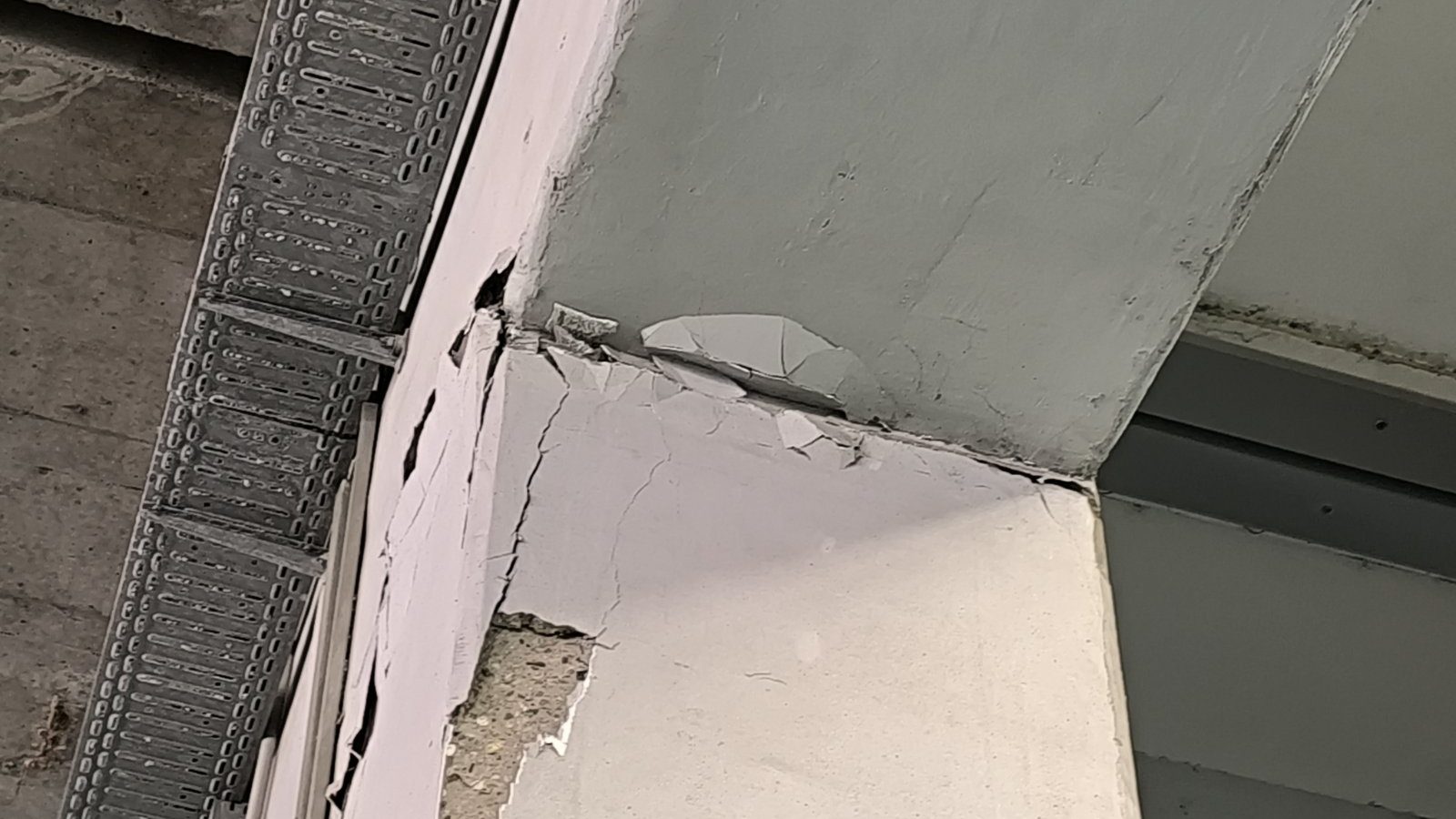 Prokop pred rekonstrukcijom: Armatura manja od projektovane, pukotine na gredama 2