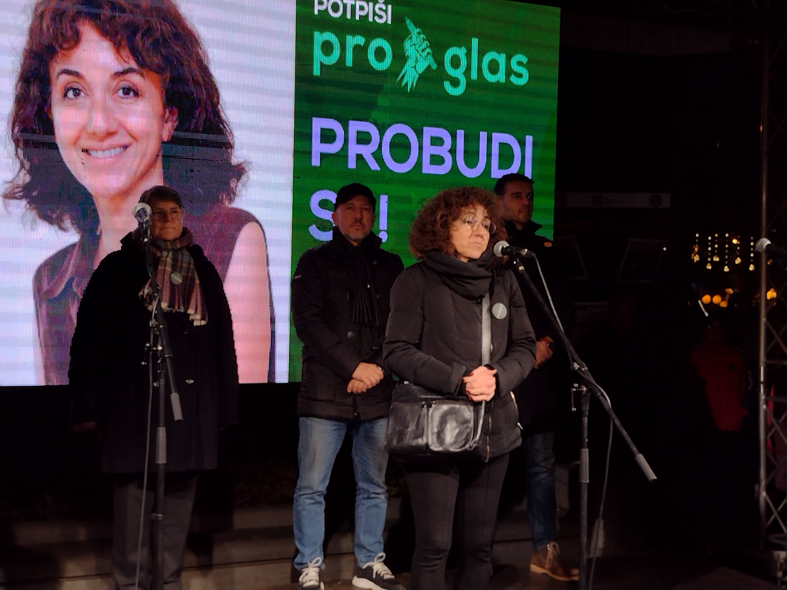 Tanji se "carevo novo odelo", pokazuje pravu prirodu, vređa i ponižava: Sagovornici Danasa o svađanju Vučića sa penzionerom iz Varvarina 2