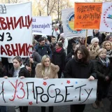 "Da je tako kako predstavlja Ana Brnabić prosvetni radnici bi živeli na Dedinju": Predsednica parlamenta tvrdi da je plata nastavnika porasla 131 odsto 5