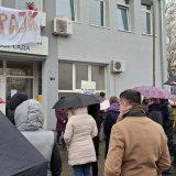 "Istorijska plata nikad minimalnija": Sindikat zaposlenih u socijalnoj zaštiti održao jednočasovni štrajk upozorenja (FOTO) 8