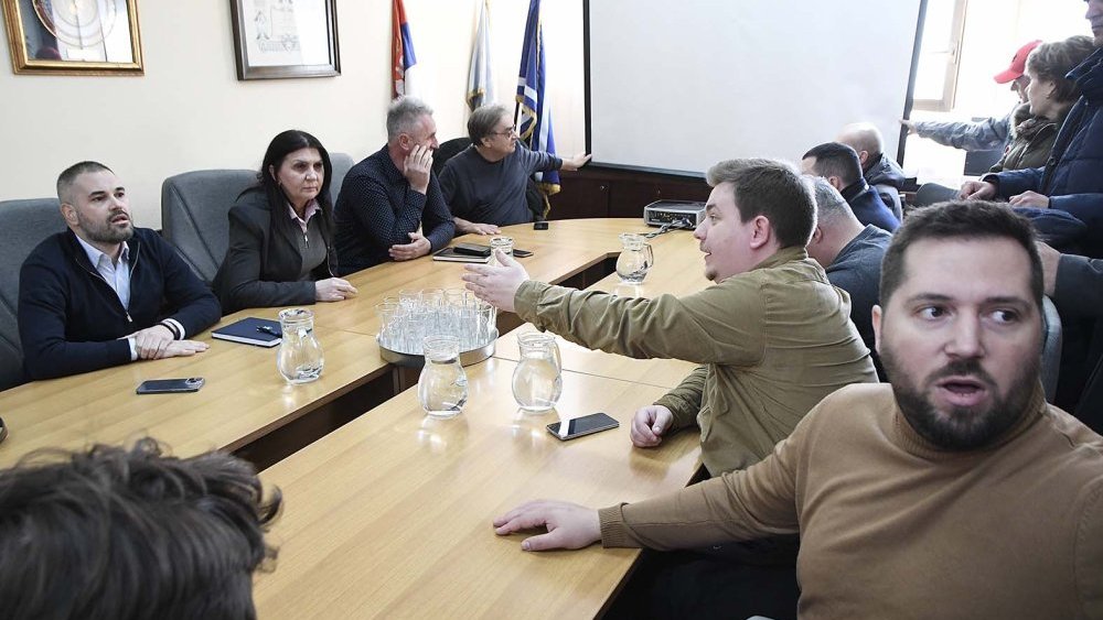 Novosadska opozicija: Rukovodstvo "Vodovoda" priznalo uništenje imovine vredne 20 miliona evra 2 Novosadska opozicija: Rukovodstvo "Vodovoda" priznalo uništenje imovine vredne 20 miliona evra 2