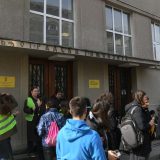 "Neko je pomislio da bi Peta beogradska mogla da postane pista za brendirana imena izaslanika vladajuće klike": Nastavnici Filološke gimnazije uputili pismo podrške kolegama 6