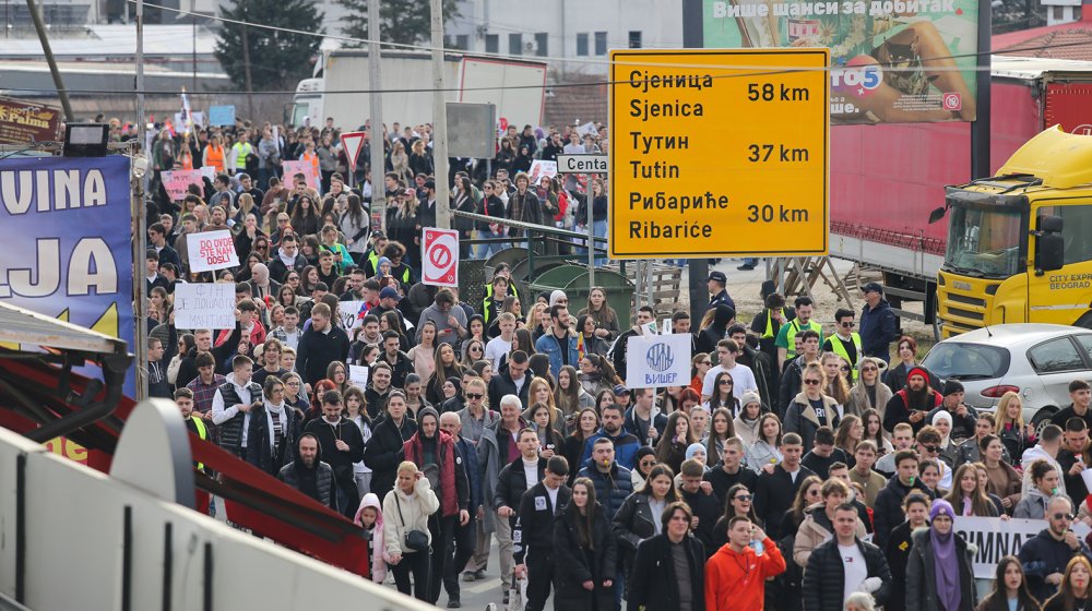 Šta studenti Univerziteta u Novom Pazaru misle o ekspertskoj vladi ? 1