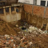 "Mi molimo za naše, ne za tuđe": Stanari zgrade koja se urušila pre skoro četiri godine i dalje u privremenom smeštaju (FOTO) 2
