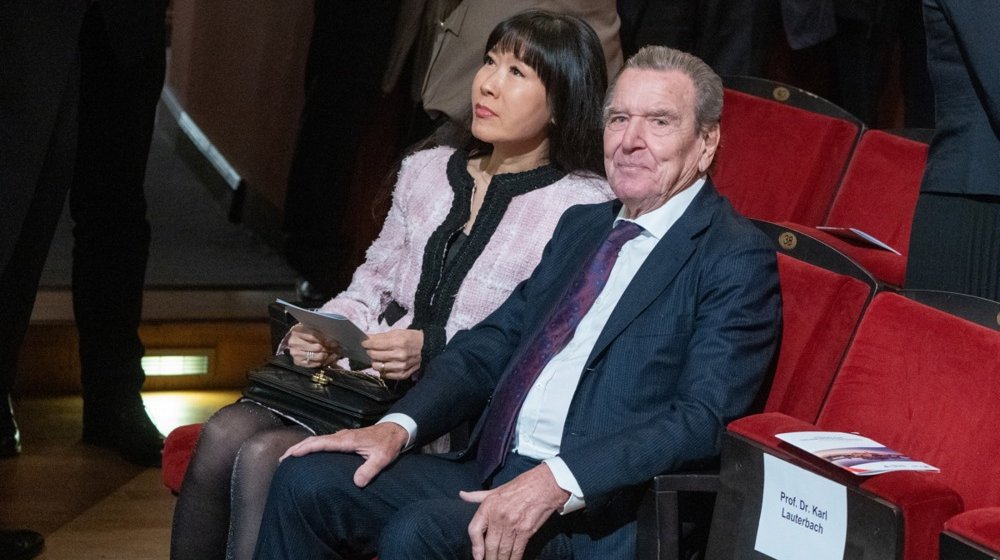 Šreder pati od "problema sa pamćenjem": Kako Putinov i Vučićev prijatelj izbegava istragu o Severnom toku 2? 1