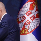 Neopoziva ostavka premijera Vučevića i kupovina vremena 2