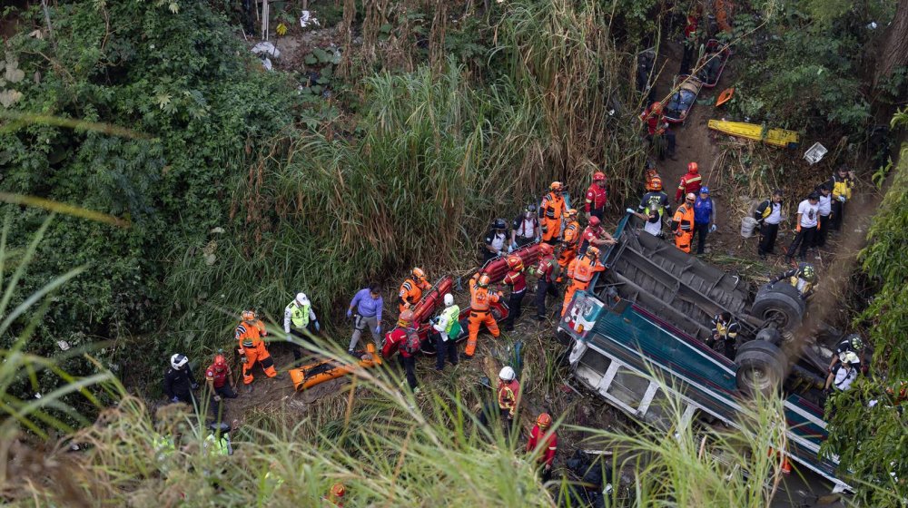 autobus pao s mosta u Gvatemali