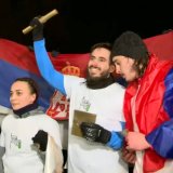 Kragujevački studenti stigli ispred Hrama Svetog Save, pozvali na protest na Sretenje u Kragujevcu 9